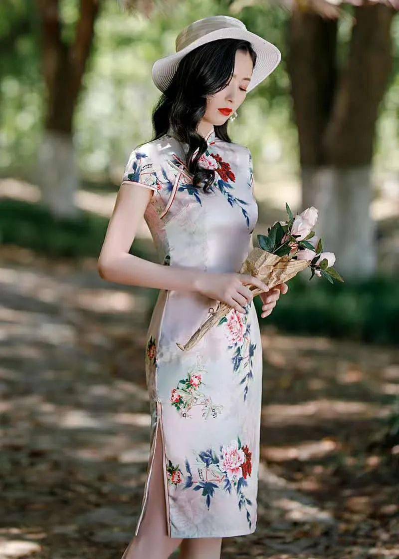 旗袍的美,真的是倾国倾城,可是,你真的会穿旗袍吗?