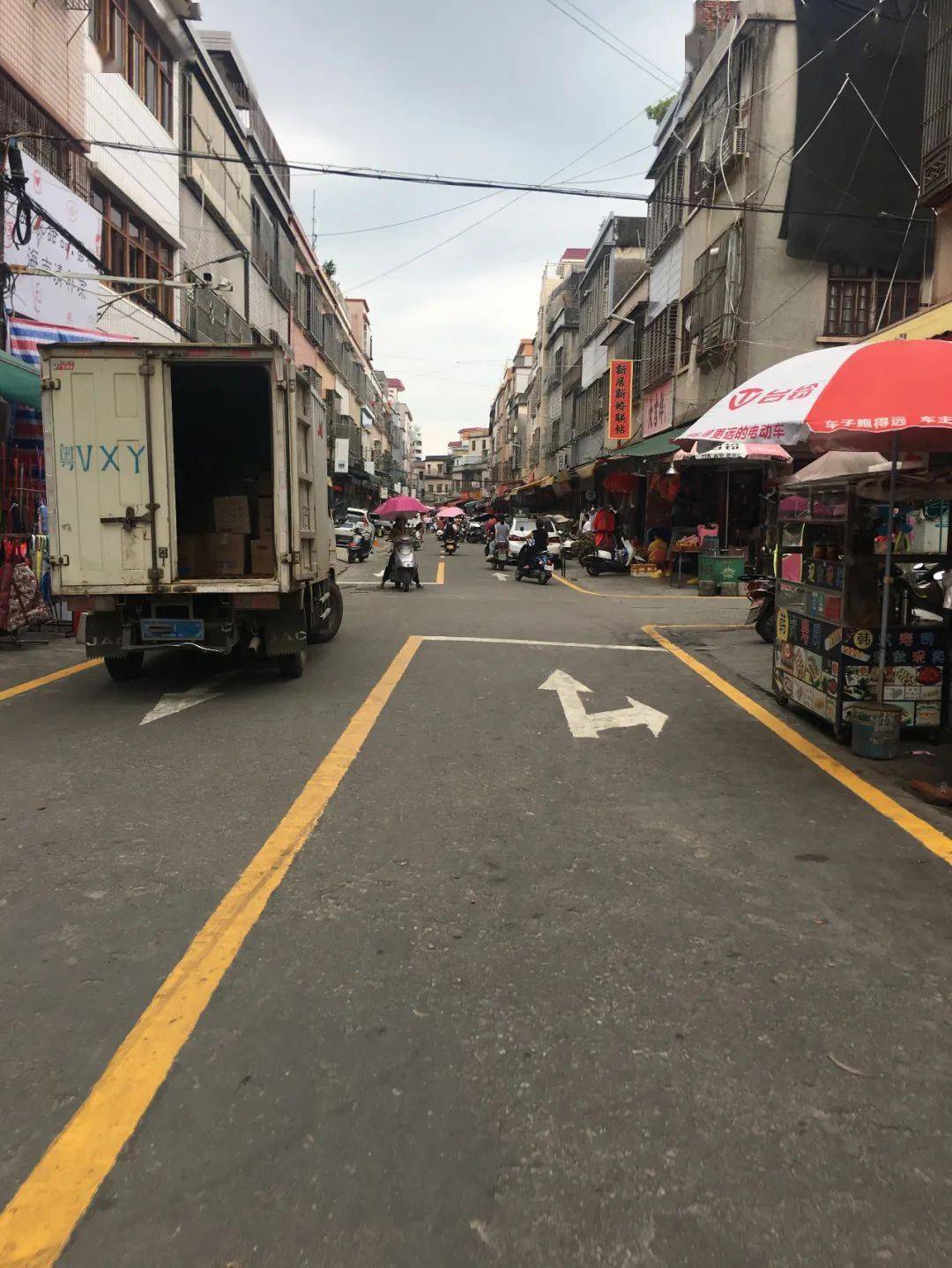 葵潭崇德街划道路标线啦!