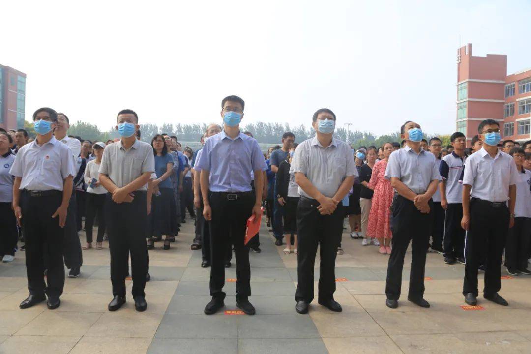 李东海履新北镇中学校长曾任滨州市一中校长