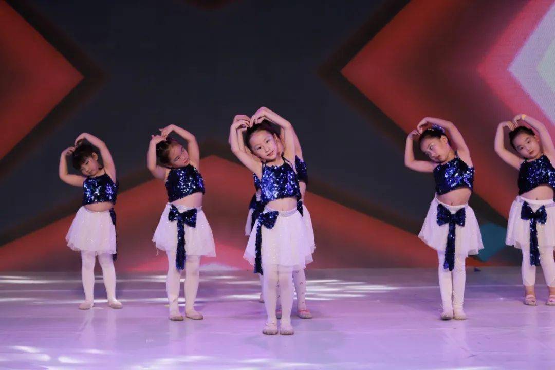 可盐可甜,舞动芳华!徐州这群孩子们太燃了!_舞蹈