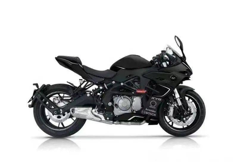 qjmotor定型照国内唯一四缸600跑车画了个淡妆把自己打扮的漂漂亮亮的