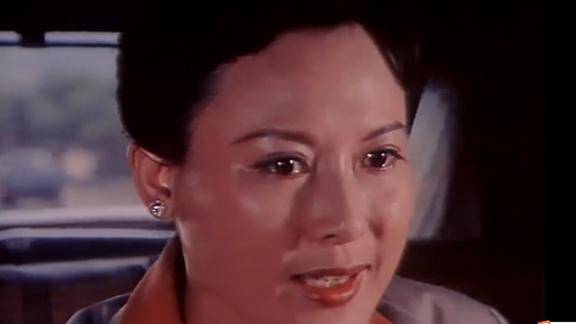 蓝色档案沈亚奇怀念女儿痛苦流涕因特殊身份无法与女儿相认