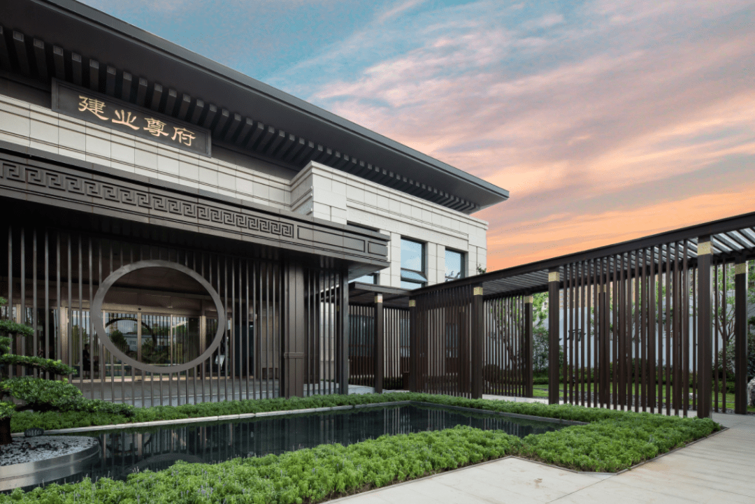 建业尊府——定格父母的幸福瞬间