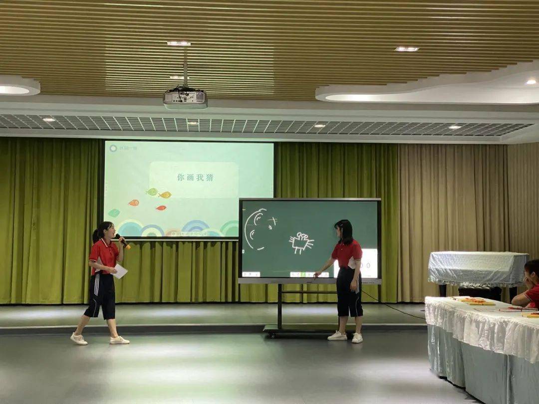 立师德正师风黄宅镇中心幼儿园教师节活动