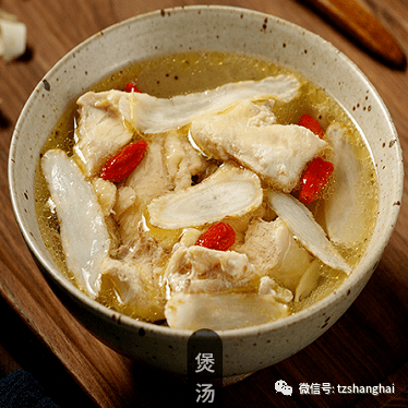 秋季宜补气,来一碗西洋参鸡汤,润燥又滋阴