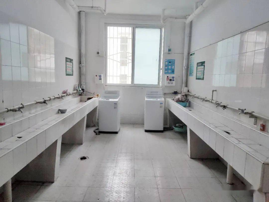 新生必备宿舍大揭秘你未来四年的新家长这样