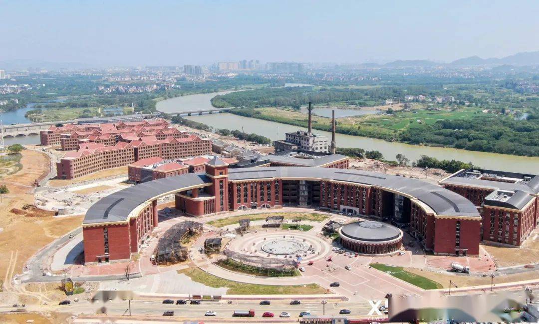 愿义乌教书匠都成为大先生