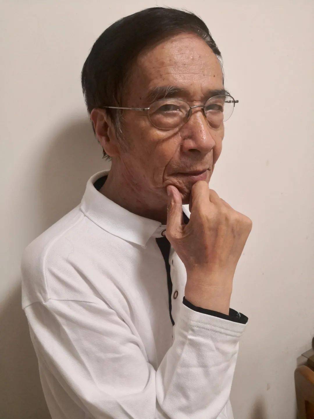 颜冠英在《雷雨》中饰演鲁贵