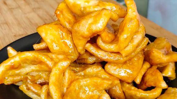 东北特色酥黄菜,外皮香甜酥脆,内里柔软细腻,特别好吃