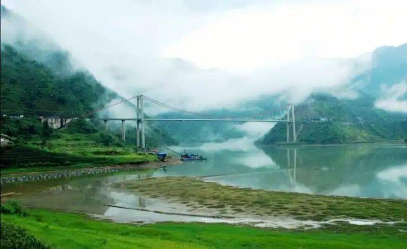 乡村旅游融媒体采访云县昔宜村爱此江边好留连至日斜