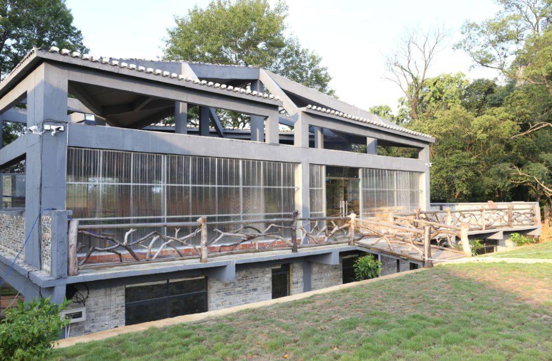 项目总占地面积550亩,三台山农庄建农事体验区 100亩:其中李子园 20亩