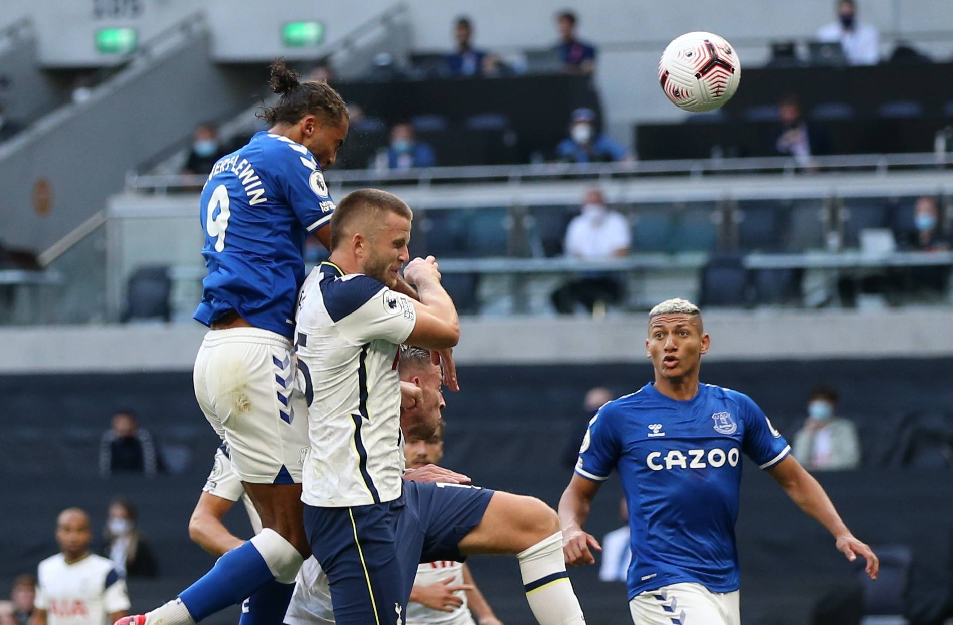 足球——英超:埃弗顿胜热刺