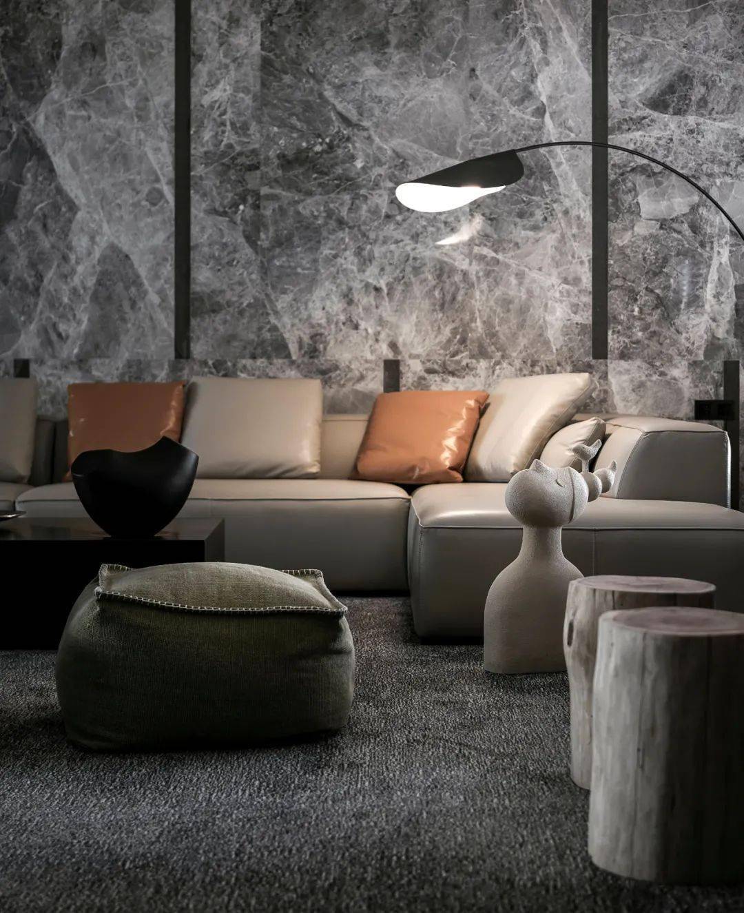 客厅 | living room餐厅 | dining room玄关 | vestibule在这套住宅里