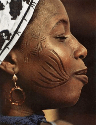 "人类的摇篮"非洲大陆,传统纹身符号解析