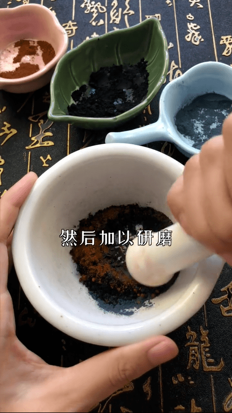 古法美妆螺子黛红曲染鹅梨帐中香是怎么制作出来的呢