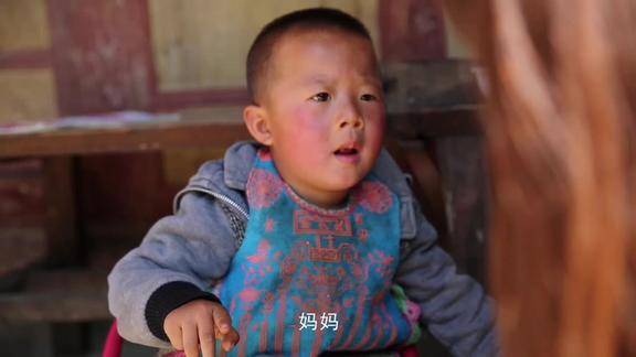 我们都是追梦人农村4岁小男孩见人就叫妈妈对于他