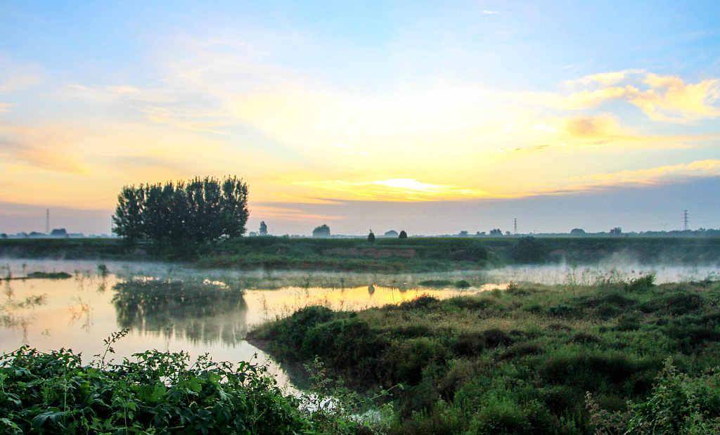 河北鸡泽县城南湖泊美若仙境
