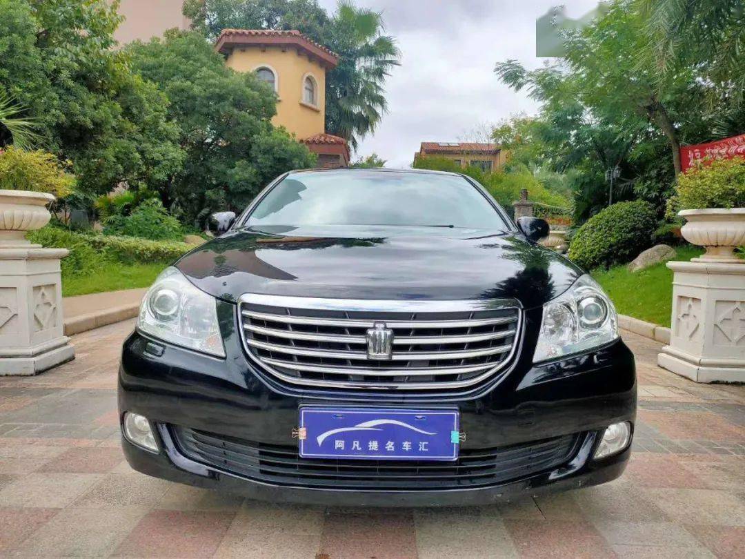 【精品车源】:月供2588元 2010年丰田皇冠 真皮天窗导航版 到店