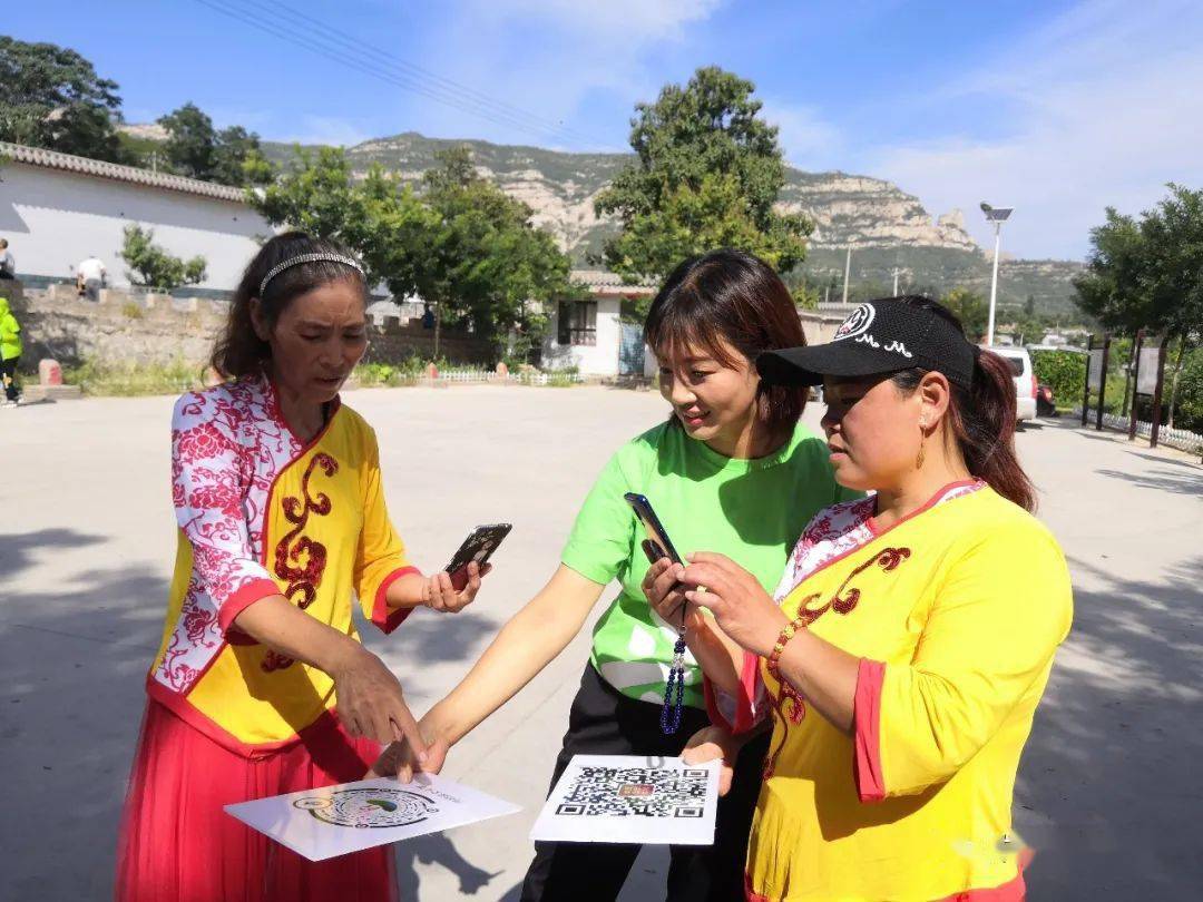 井陉威州女人图片