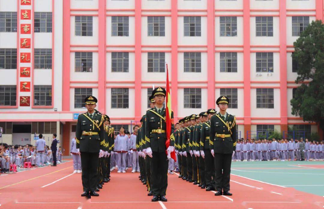 宣威一中八中十中长征中学军训汇报表演