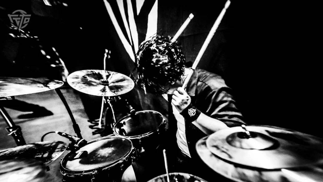 [左右乐队]无边界——跳出角色,做你自己