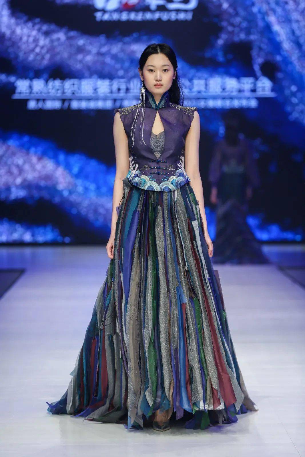 云开见月明聚首常熟重启华篇