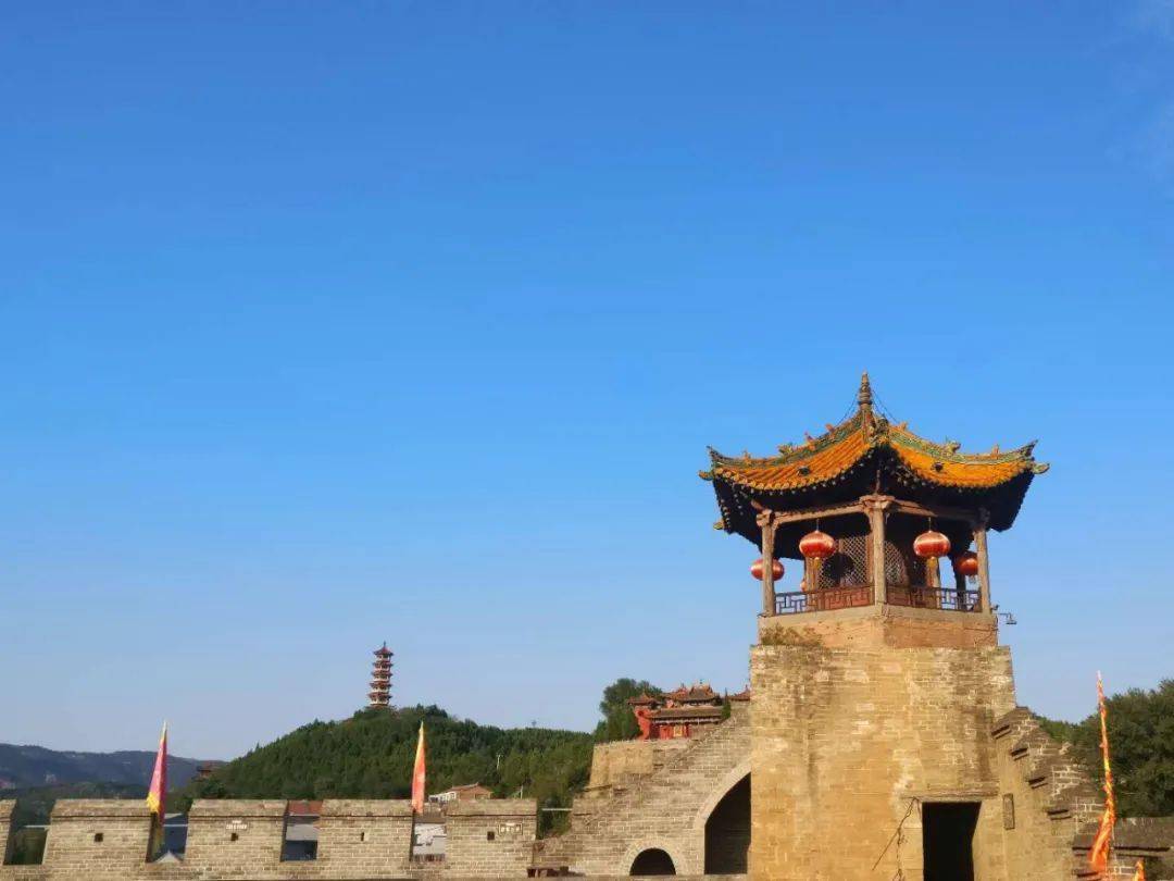 手机拍阳城第265期耀眼之蓝