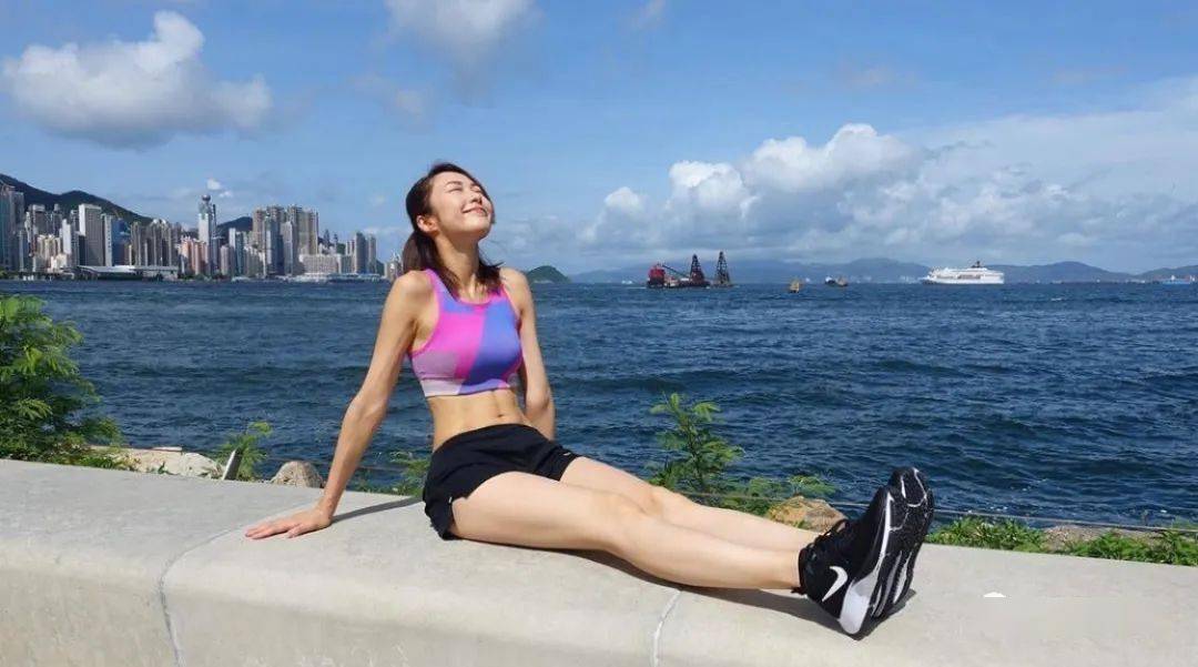 【百花体坛】《反黑路人甲》高甜女主_汤怡