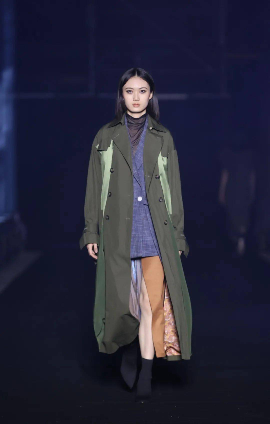 服装是生活的符号,也是文化的符号,"雷蒙"八十年的探索和积淀,讲述着