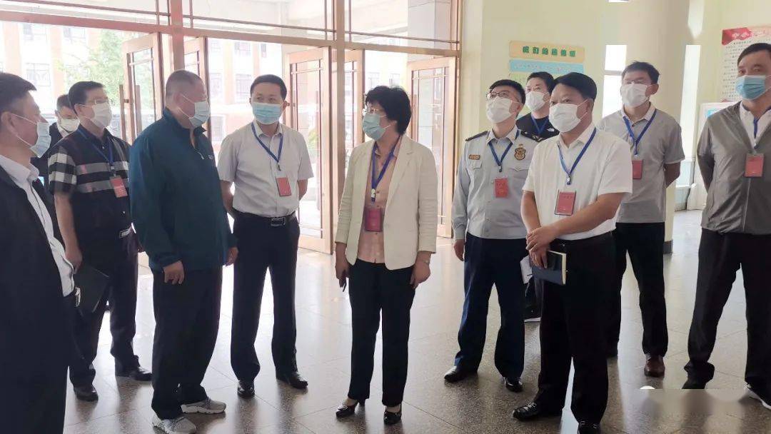 庄河市领导检查学业水平考试准备工作