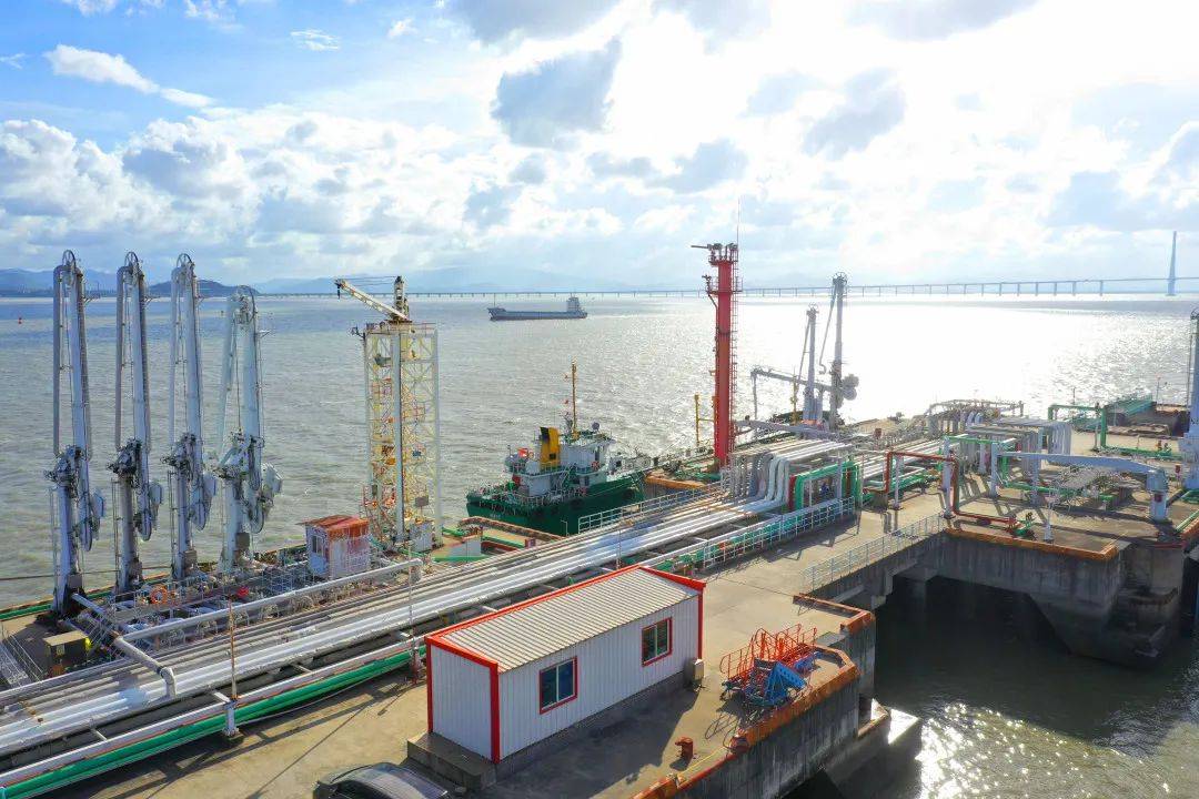 5000吨国产低硫燃料油抵厦厦门港保税燃料油实现进口替代