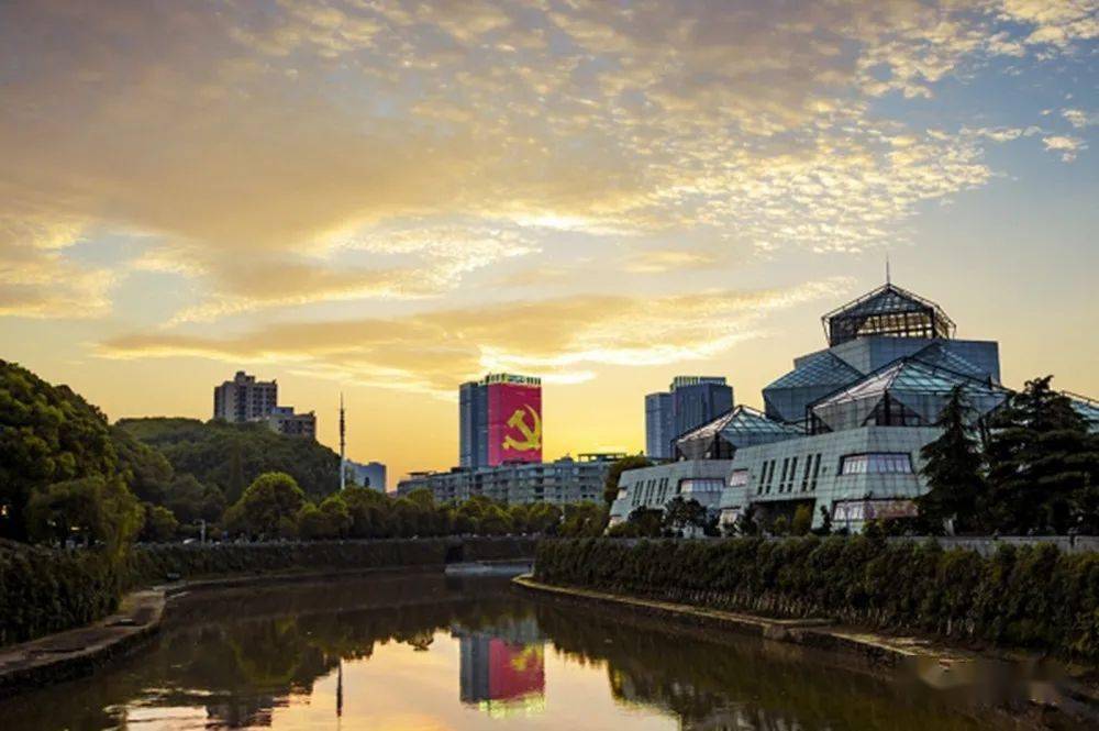 影赛揭晓壮丽70载礼赞新萍乡人防杯廉洁萍乡摄影展览获奖入展作品公示