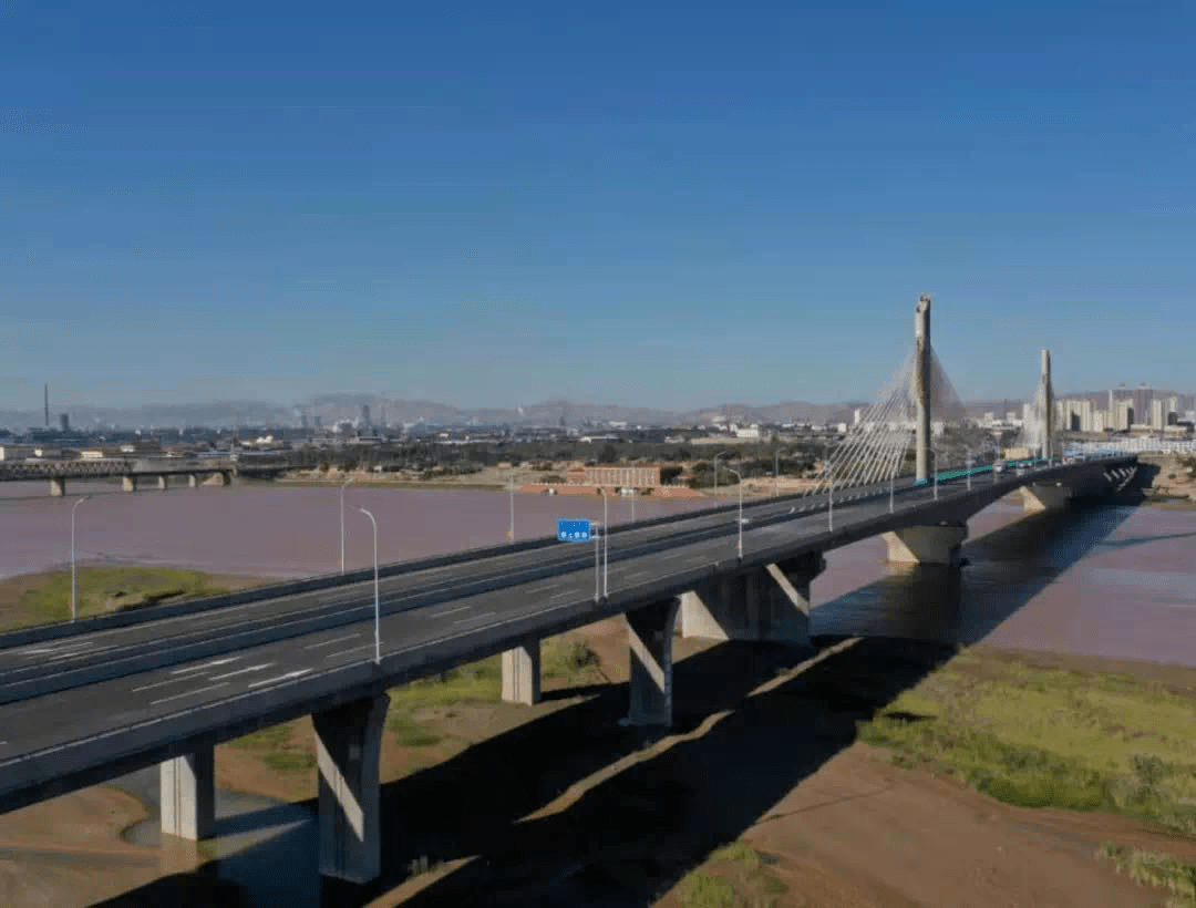 9月22日,记者从交通,交警部门获悉,9月12日至9月22日国道110线乌海