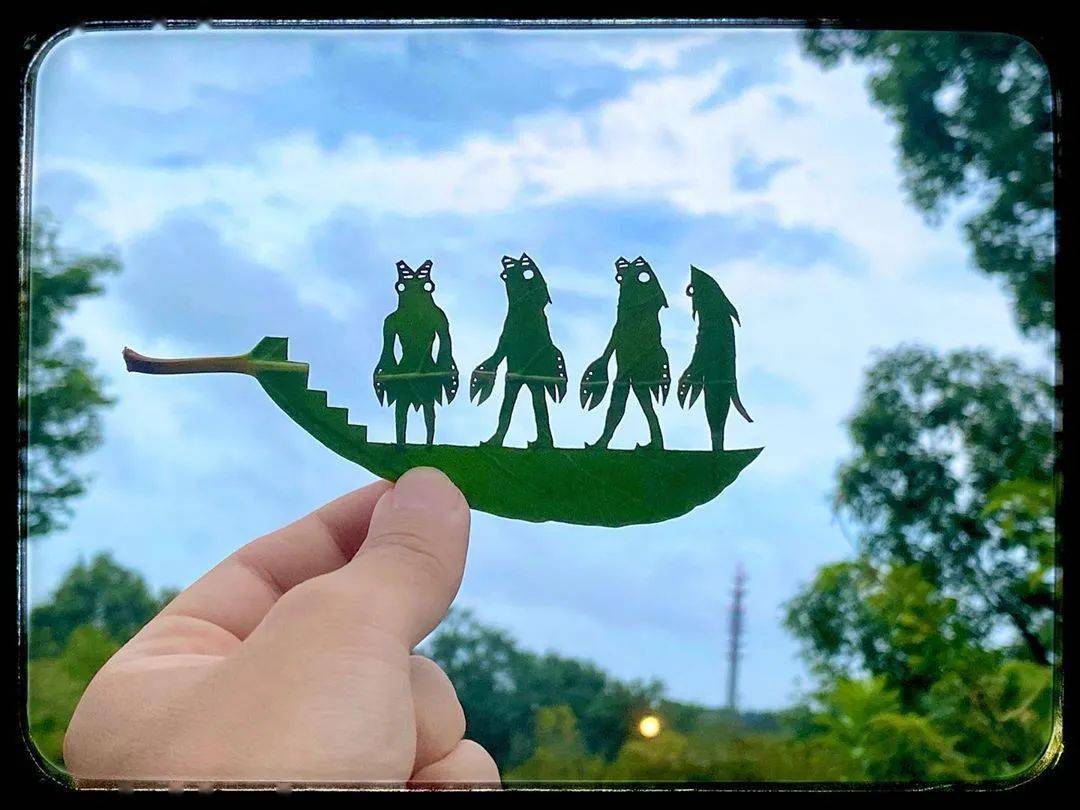 雕刻在叶子上的童话世界!_作品