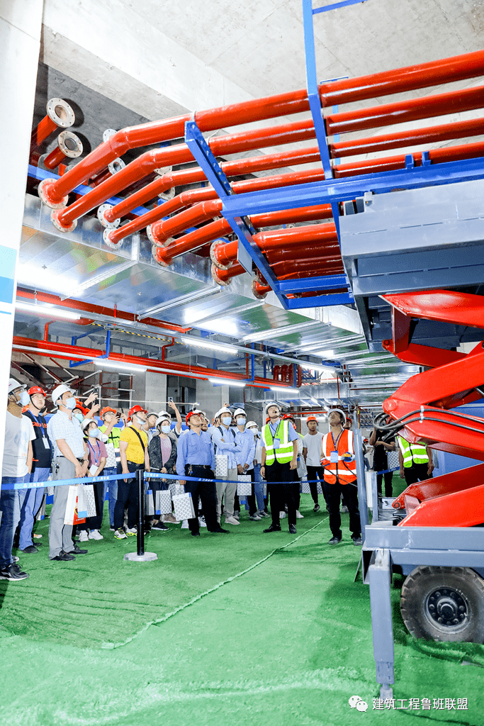 观摩机电安装示范工程先进技术学习了