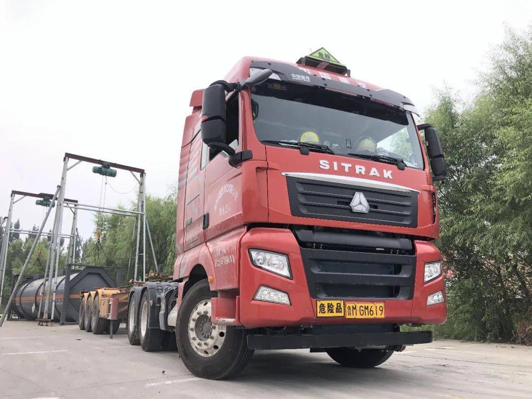 40万买的汕德卡g7 国六危化品牵引车 磨合期百公里油耗32l 值了?