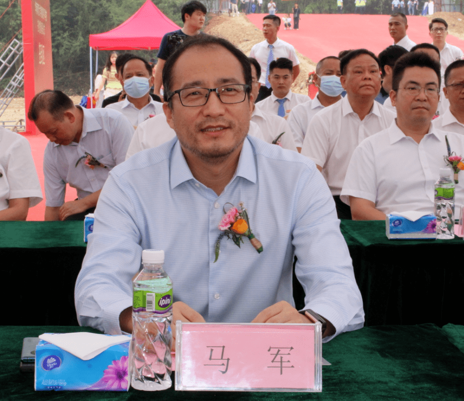 签订协议华南师范大学附属恩平学校正式落户恩平预计这个时间开学