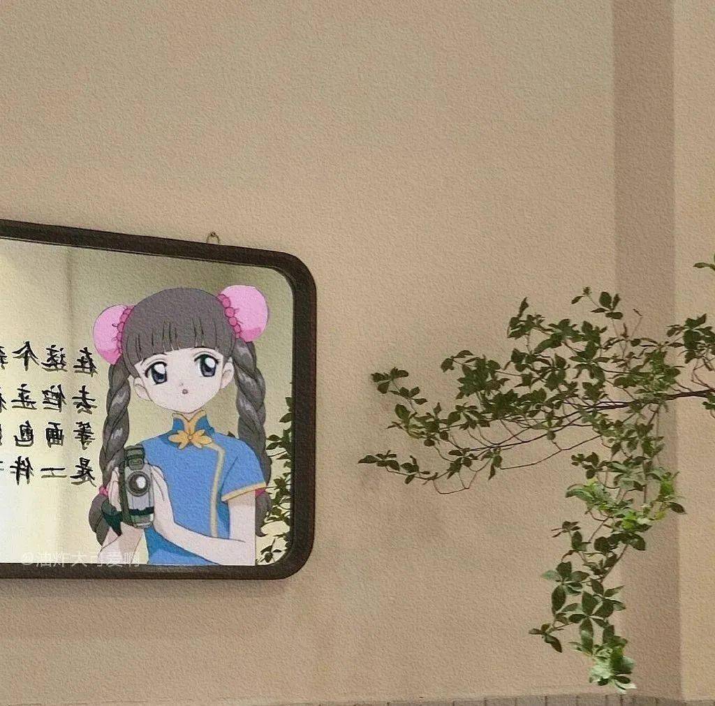 背景图新鲜感与深情做对抗深情从来没有赢过