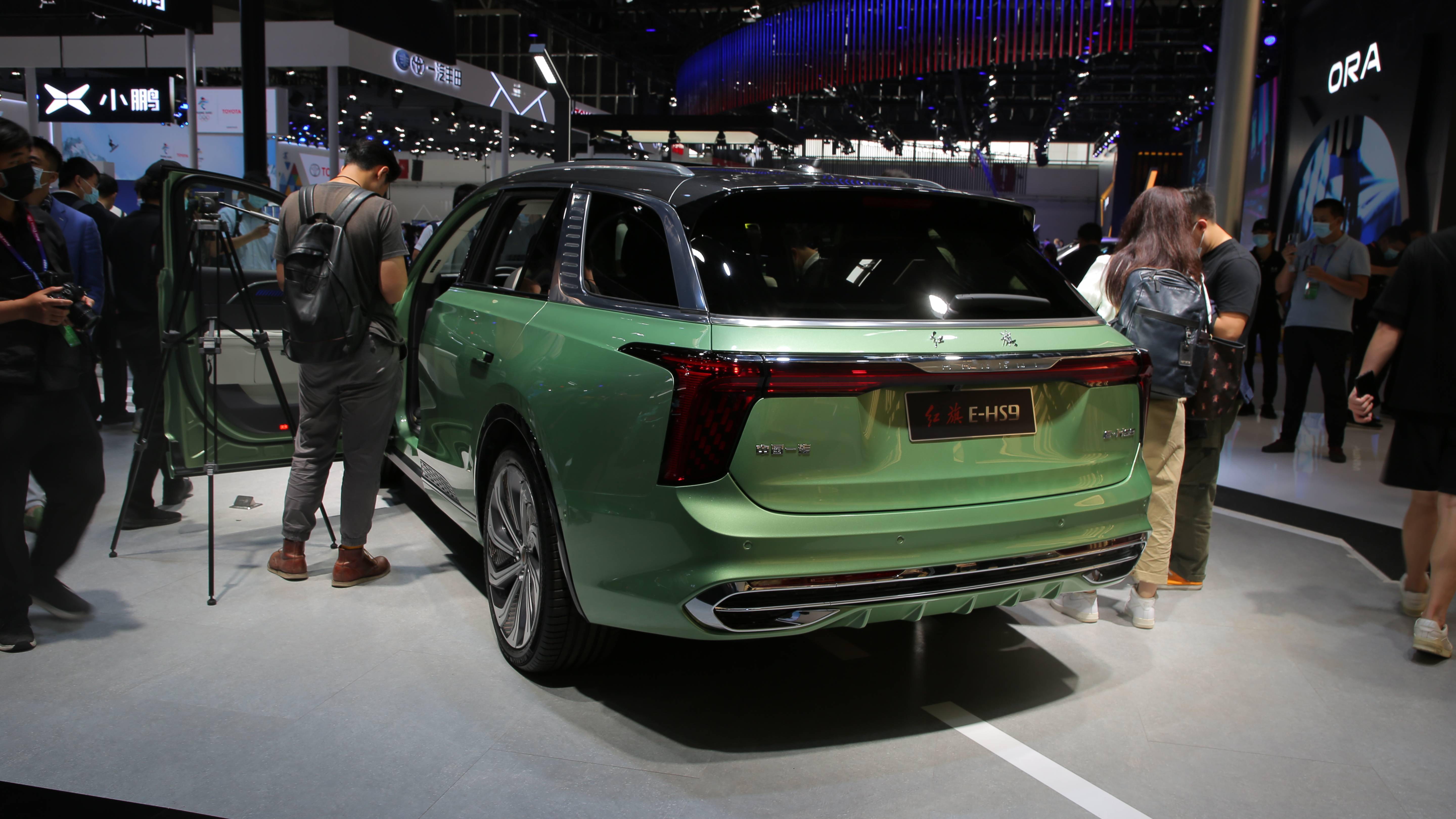北京车展:预售价55万元起 红旗e-hs9亮相并开启预售