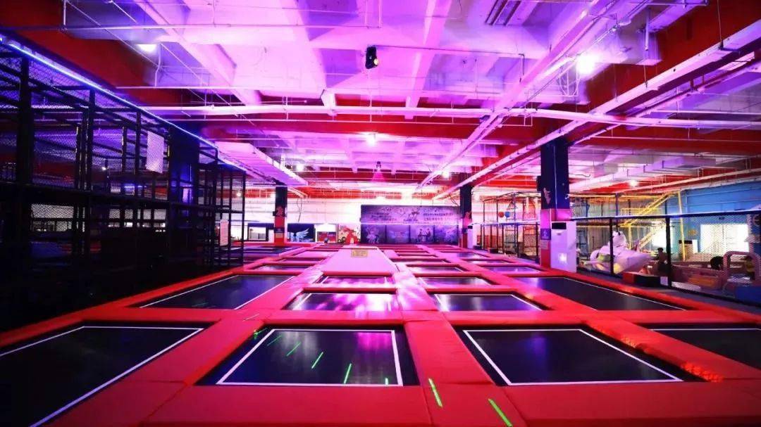 9元燃爆全城!无锡这家人气蹦床乐园,让你双节嗨翻天!