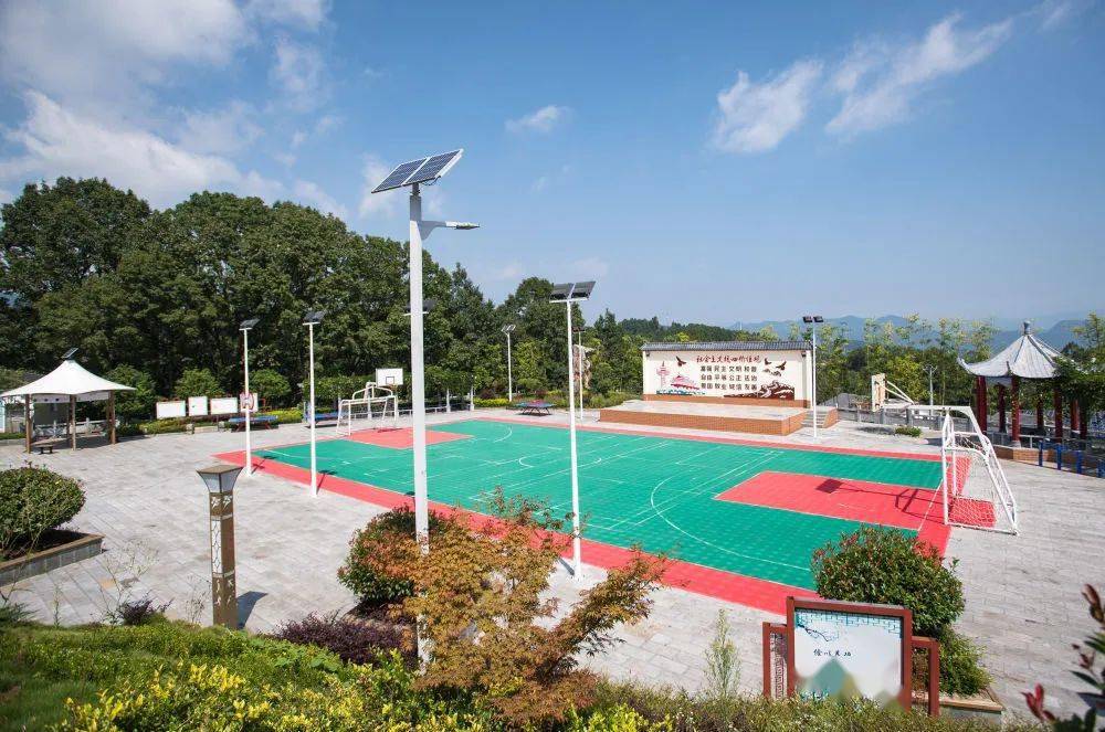 央媒看襄阳丨走向我们的小康生活系列报道马良镇的乡村幸福事