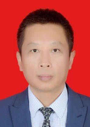 曾爱军 男,汉族,1976年3月出生,中共党员,甘肃定西人,出生地甘肃定西