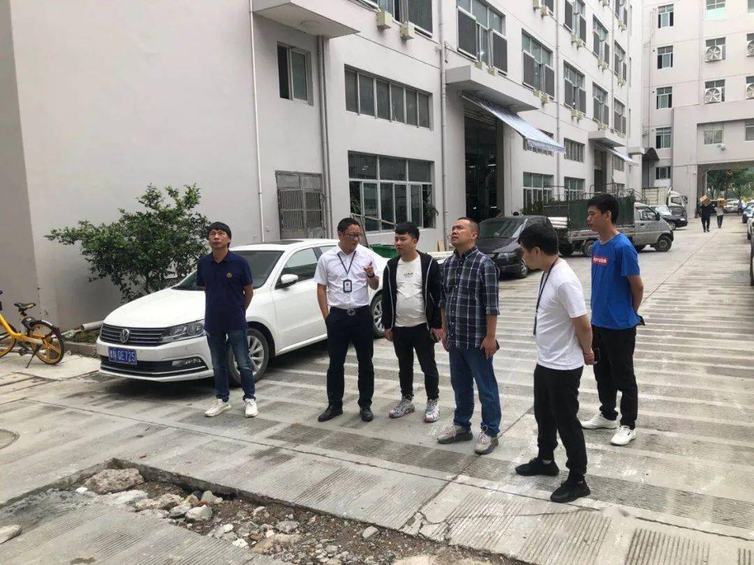 9月28日,瞿溪街道办事处主任徐建潮,党工委副书记刘炜带领街道应急