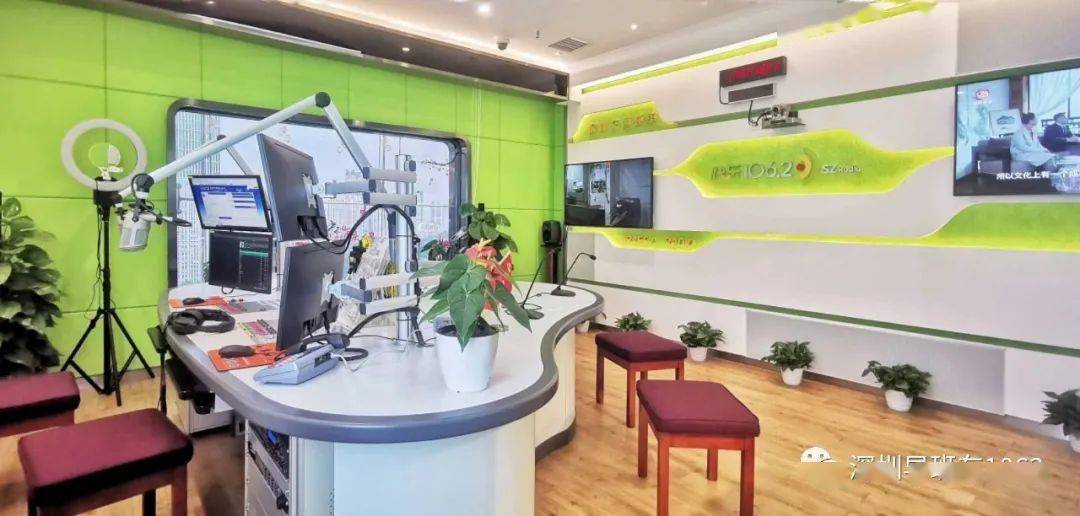 视频| 带大家看看深圳广播全新启用的全媒体智慧直播间