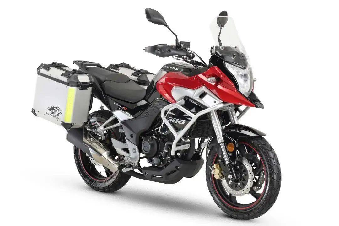 国产大运骁风300x公路拉力车