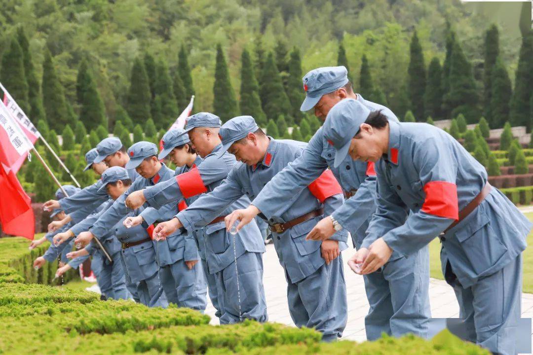 汪润田副校长应邀参加樟村烈士陵园红色洗礼之旅