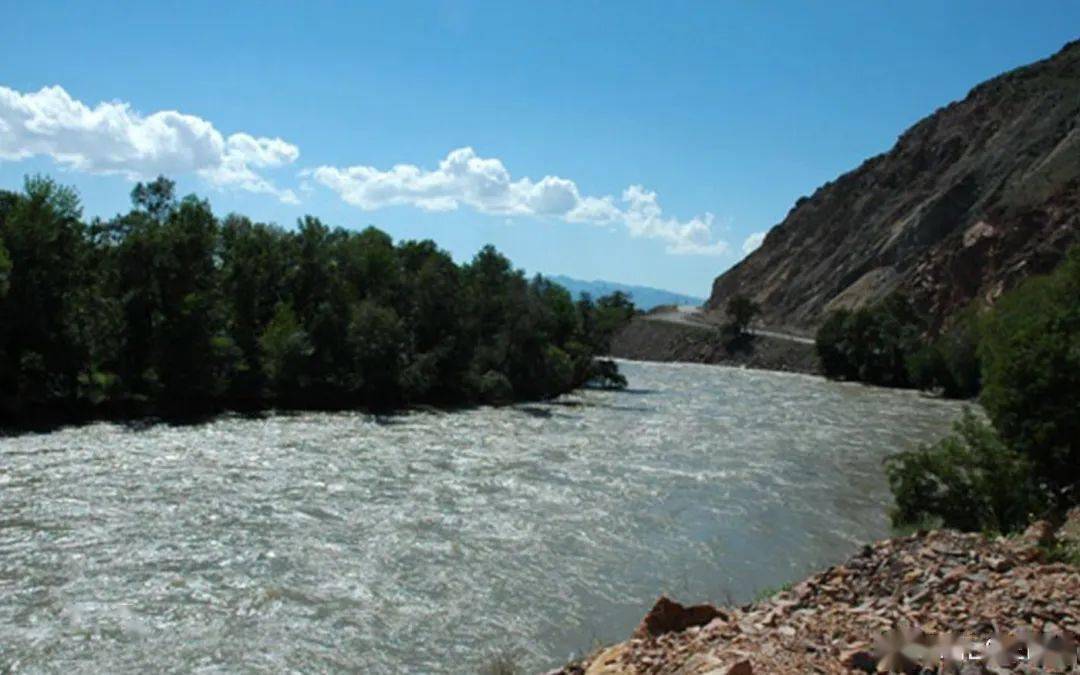 玉龙喀什河很多年前玩玉人都想去淘玉的一条神奇的河流