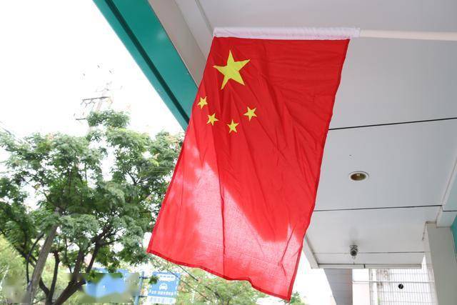 江阴全城红了,爱了_五星红旗