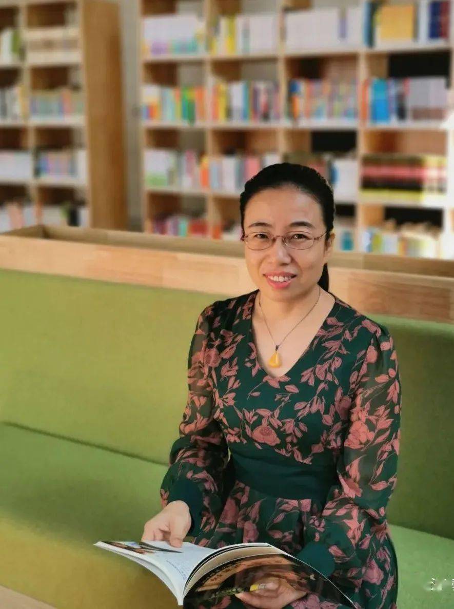 郑莉带孩子穿越历史时空的引路人