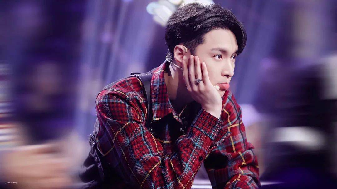 福利张艺兴精选壁纸第七十三波